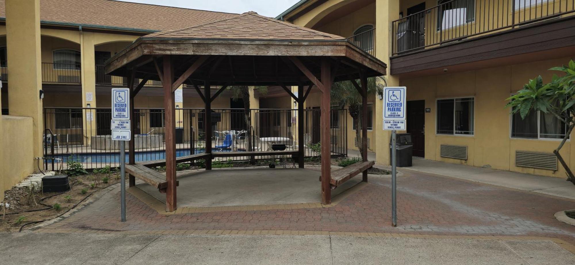 Texas Inn And Suites Rgv Эдинбург Экстерьер фото