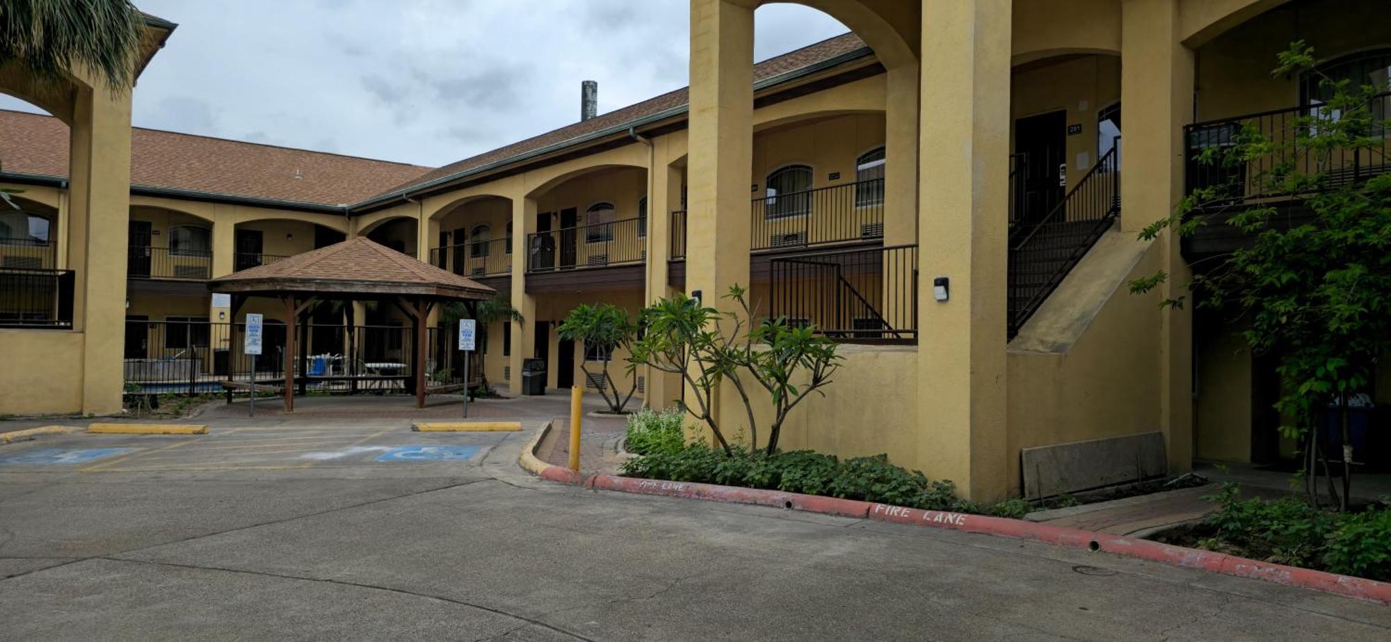 Texas Inn And Suites Rgv Эдинбург Экстерьер фото